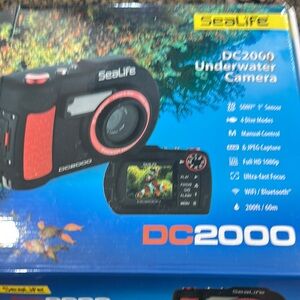 Sealife DC2000 Underwater Camera - Black and Red